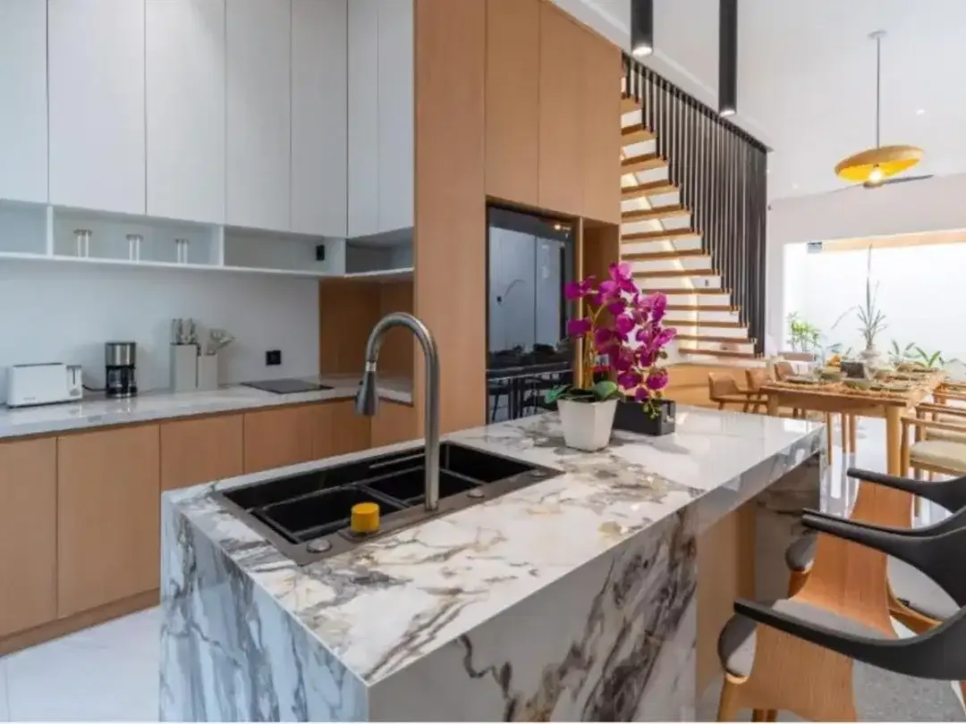 For sale Brand New Modern Villa In Jimbaran, Bali - Prime Investment & Luxury Living - Image 2 of 9