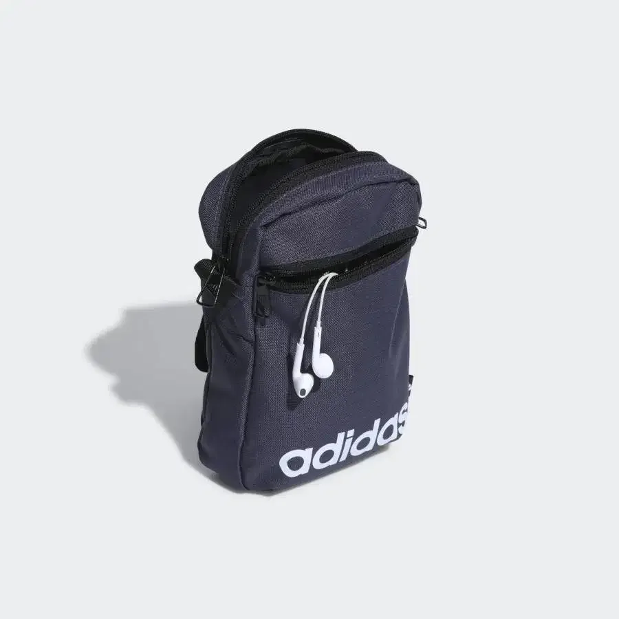 Tas Bahu Adidas Essentials Organizer Biru Original - Image 2 of 4