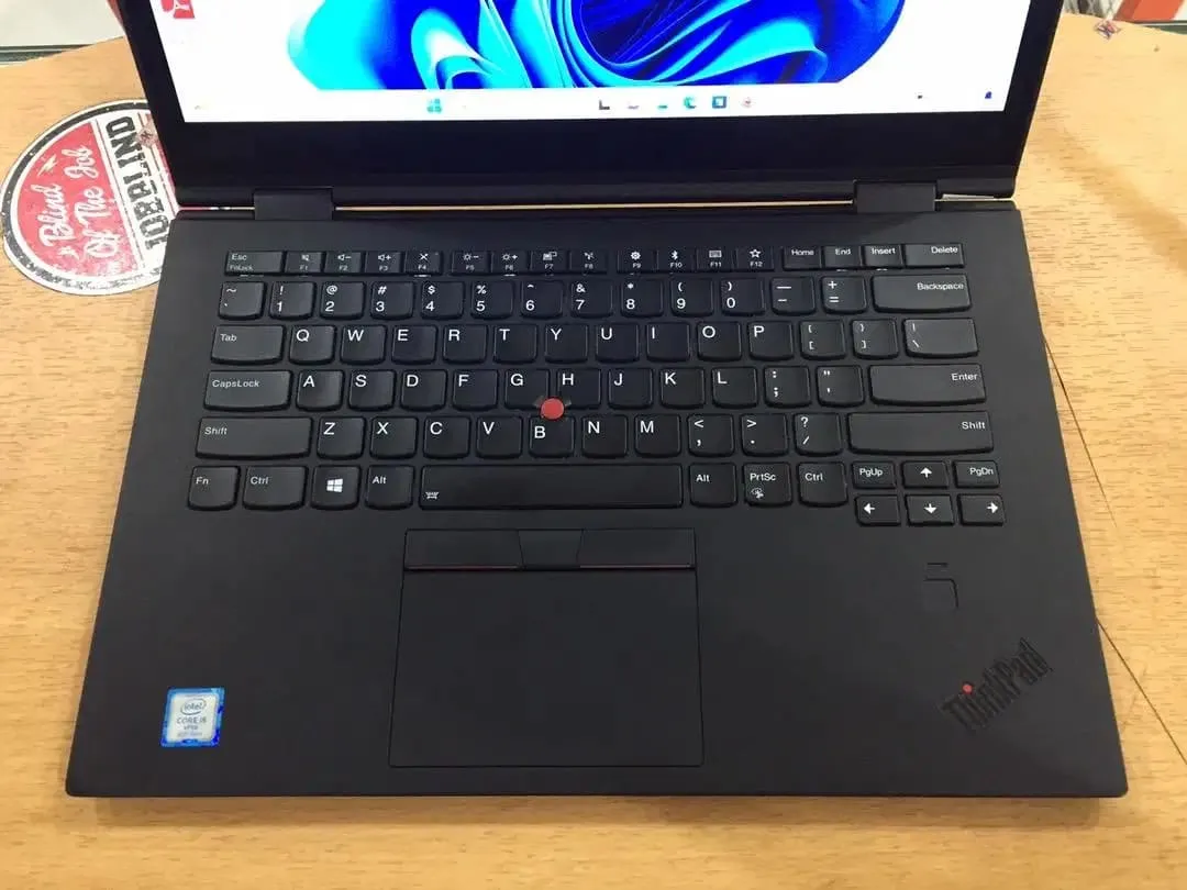 Lenovo ThinkPad X1 Yoga Core i5Gen8 Ram 16GB SSD 256GB Touchscreen - Image 6 of 10