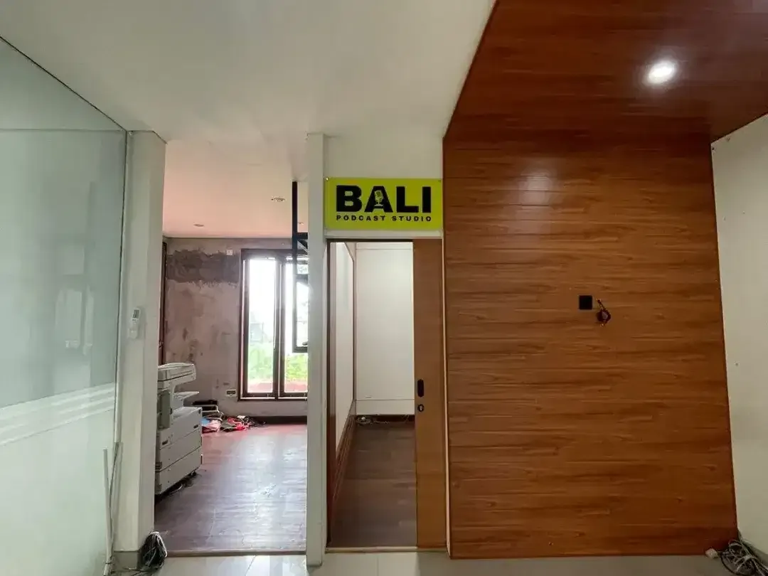 Retail space for sale in Kerobokan, Bali - Image 6 of 10