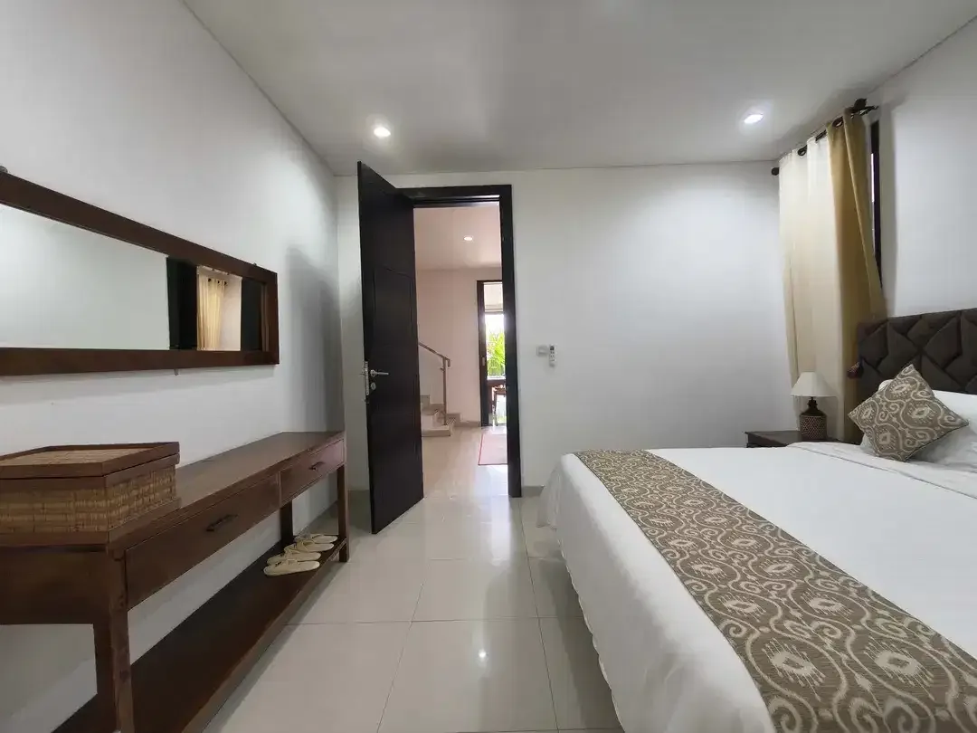 For Sale : Ocean View Villa at Peaceful Complex Nusa Dua - Image 5 of 10