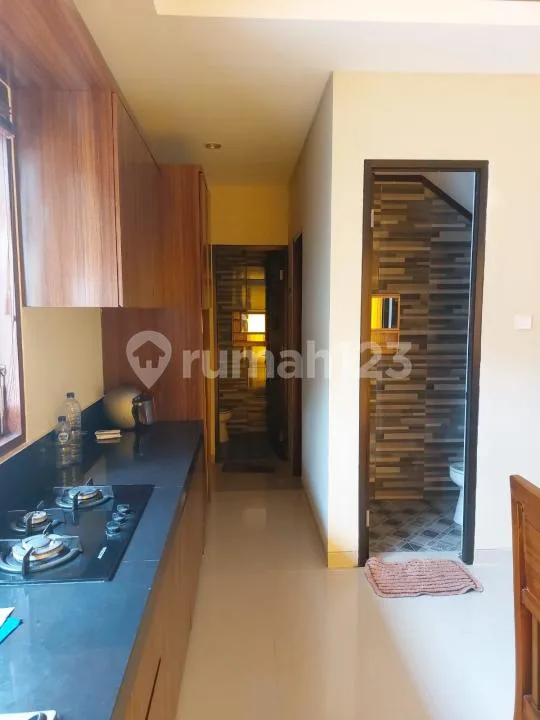 Furnished House With 4 Bedrooms Near Of Gwk Cultural Park Ungasan - Image 4 of 4