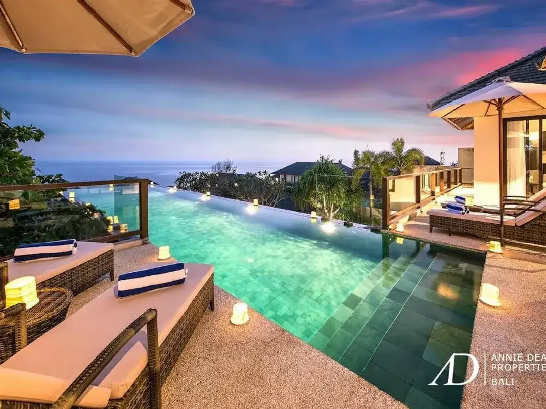 FREEHOLD | MODERN DESIGN VILLA WITH OCEAN VIEWS | UNGASAN - Image 3 of 10