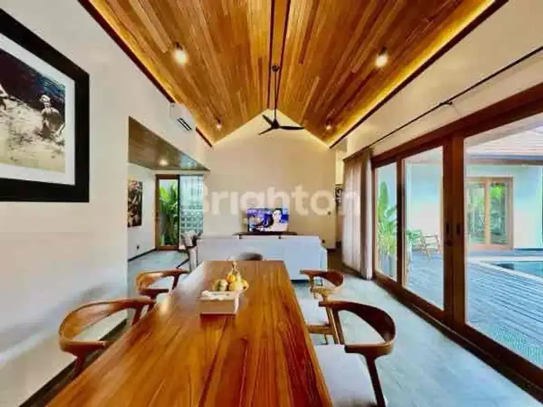 3 BR TROPICAL VILLA FULL FURNISHED IN SANUR BEACHSIDE - Image 7 of 8