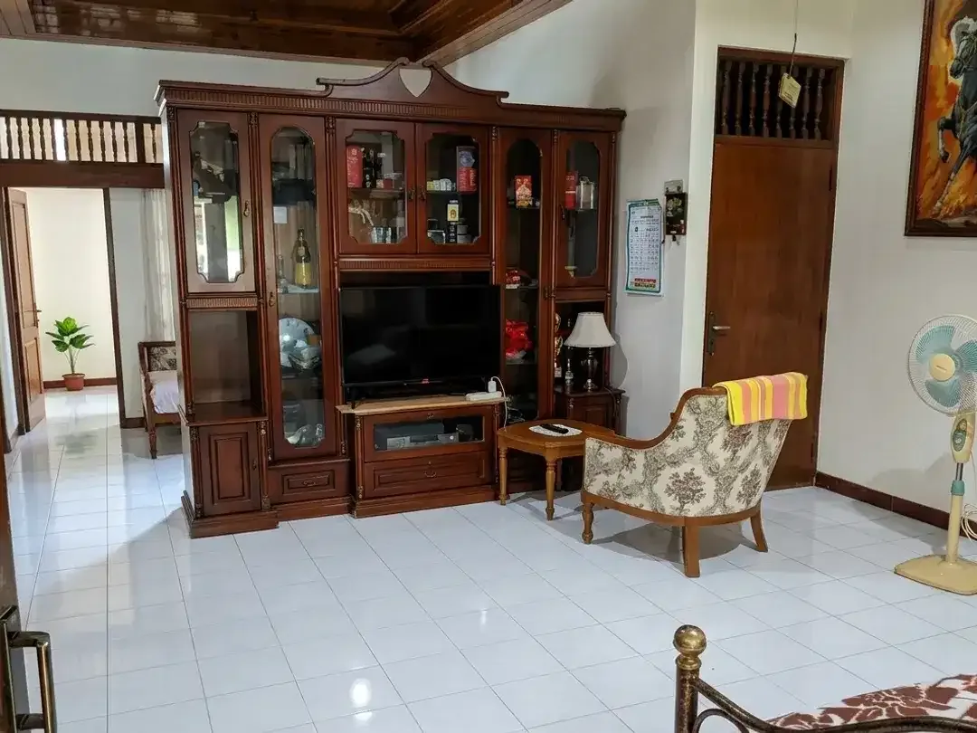 Dijual Rumah 2 Lt, Harga Terjangkau, di Muding, Kerobokan dekat Kuta dan Canggu - Image 5 of 9