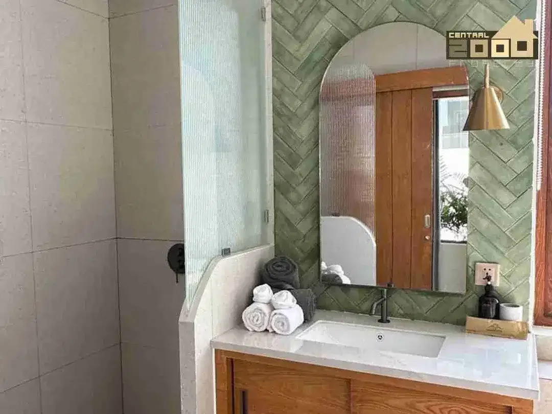 Exclusive Ocean View Villas, Prime Location Near Top Beaches - Image 9 of 10