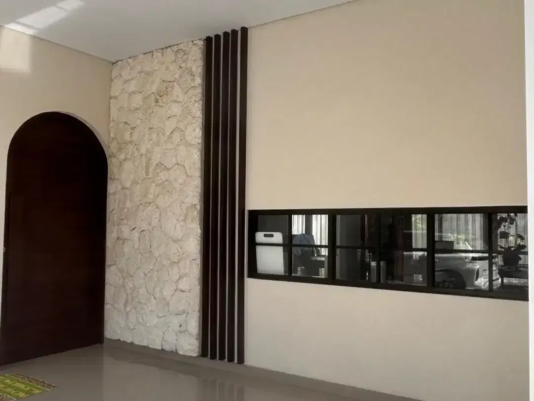 DI JUAL VILLA DI UNGASAN FULL FUNISH DEKAT PANTAI PECATU BALI - Image 4 of 10