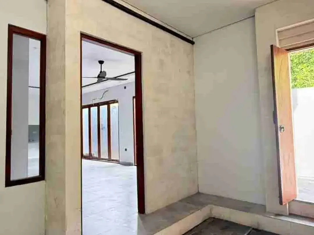 Dijual Rumah Strategis Di Jimbaran Dekat Airport Bali - Image 7 of 10