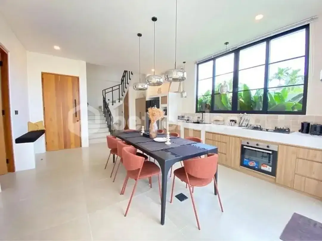 Elegant Modern Villa in Cemagi, Canggu 4 Bedrooms Just 300 Meters from the Beach - Image 2 of 10