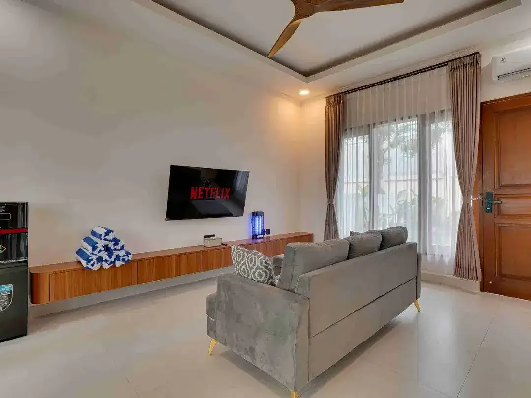 DiSEWAKAN VILLA MODERN DI SEMINYAK - Image 4 of 10