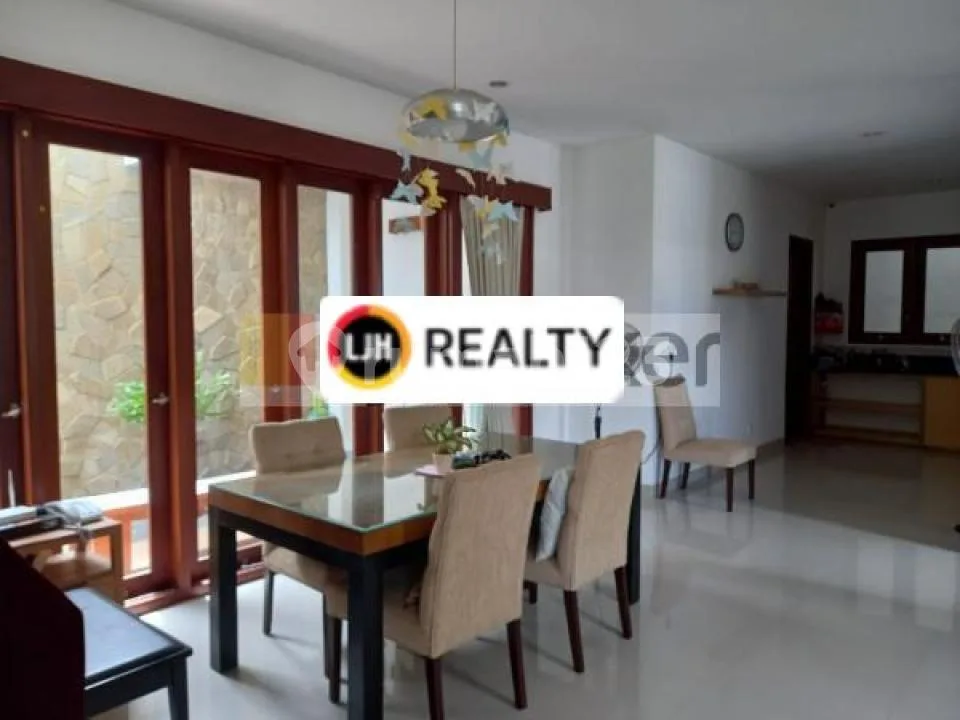 Rumah 3 Kamar Tidur di Pemogan, Kuta, Lokasi Strategis dekat Sunset Road, Mall Bali Galeria dan Airport Ngurah Rai - Image 2 of 4