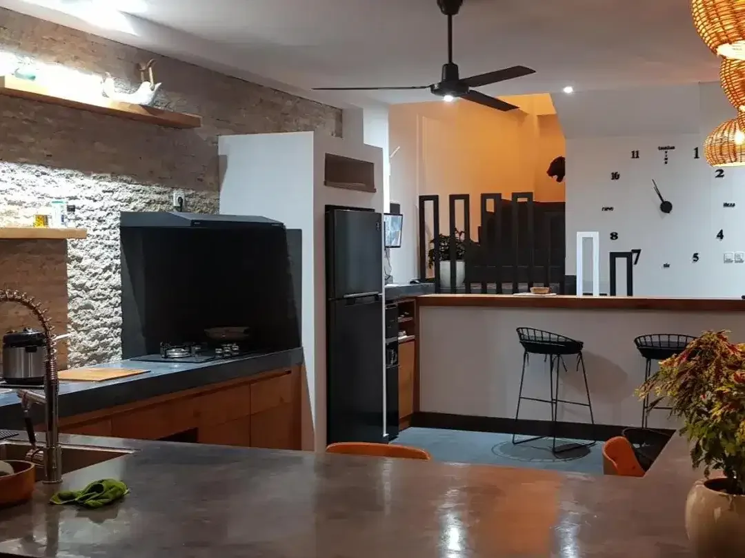 3 Bedroom Villa with Ocean View in Jimbaran for Rent Yearly - Image 7 of 10