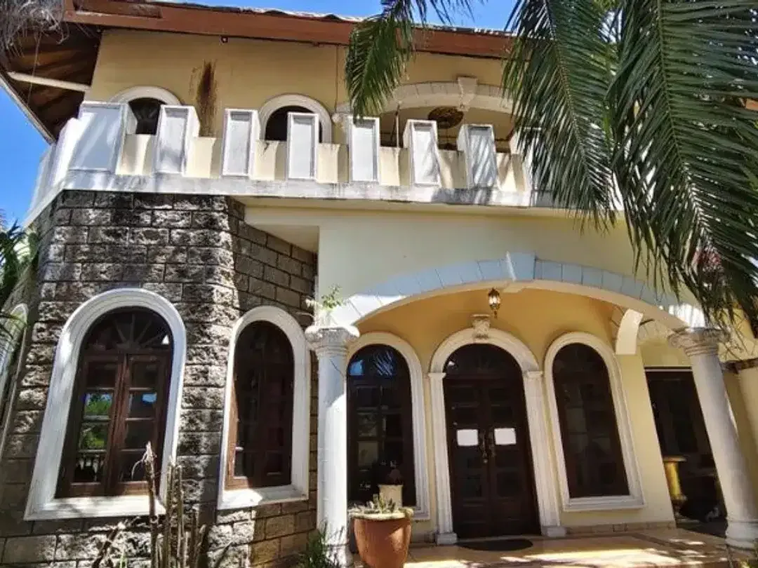 VILLA SPANISH STYLE DI DUKUH INDAH UMALAS KEROBOKAN BADUNG - Image 2 of 10