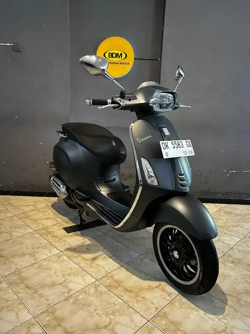 DP 500k / BUNGA MENURUN 2% / PIAGGIO VESPA SPRINT TAHUN 2019 - Image 1 of 7