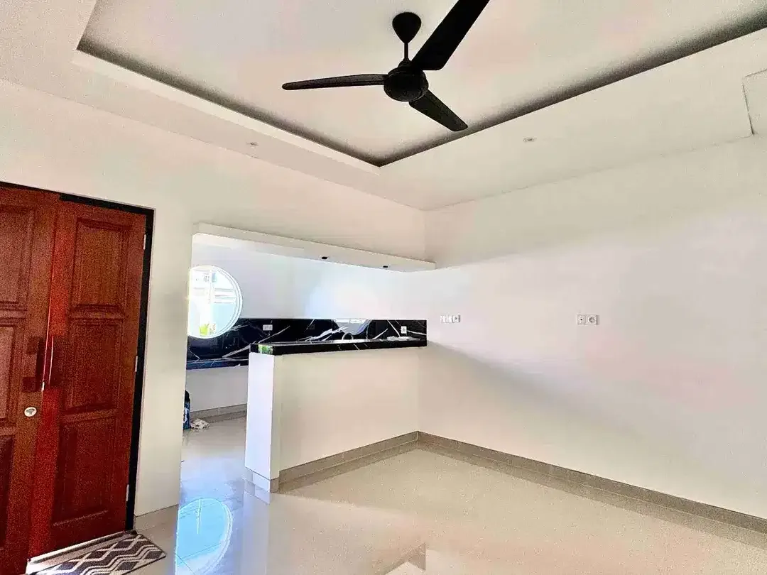 villa jalan penyaringan Sanur bali - Image 2 of 10