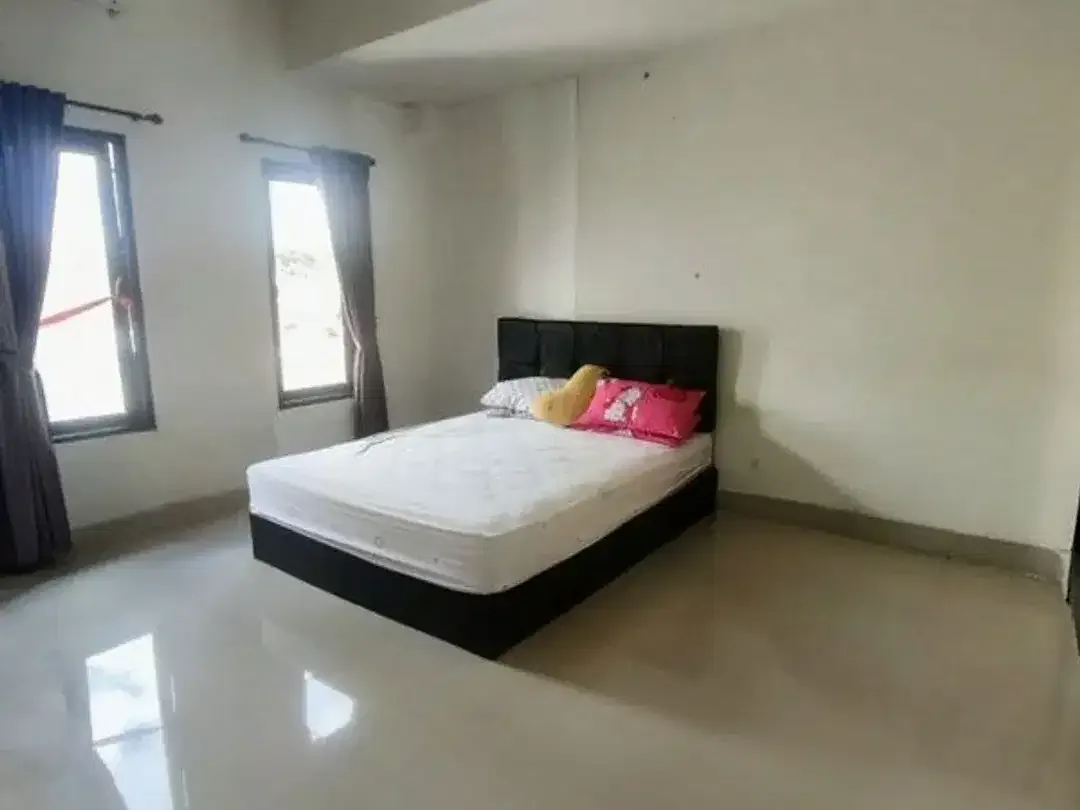 Ams-056.Edy  Jual Rumah 2 Lantai Siap Huni di Perumahan Kopertis – Gutiswa Cekomaria, Peguyangan Kangin Denpasar Utara - Image 10 of 10