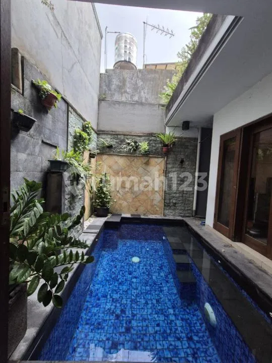 Rumah 2 Lantai Private Pool Gatsu Tengah Nangka Utara Denpasar, Full Furnish, Rp 135 Juta/Tahun - Image 4 of 4