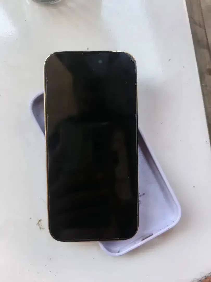 Iphone 14 pro second (inter) - Image 2 of 2