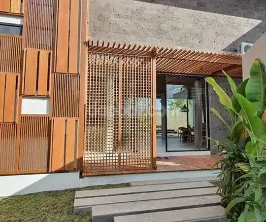 For sale luxury villa in Tumbak Bayuh Pererenan with rice field view - Image 8 of 10