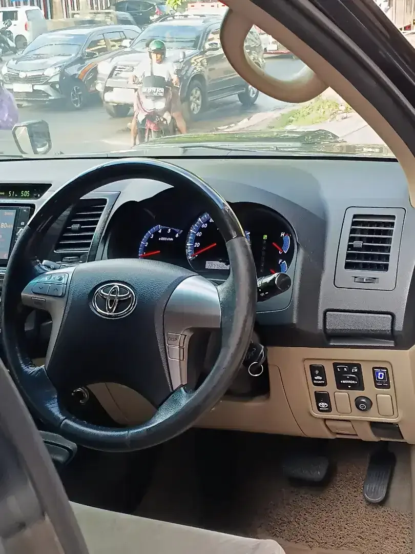 FORTUNER TRD VNT TURBO AT DISEL SUPER ISTIMEWA - Image 10 of 10
