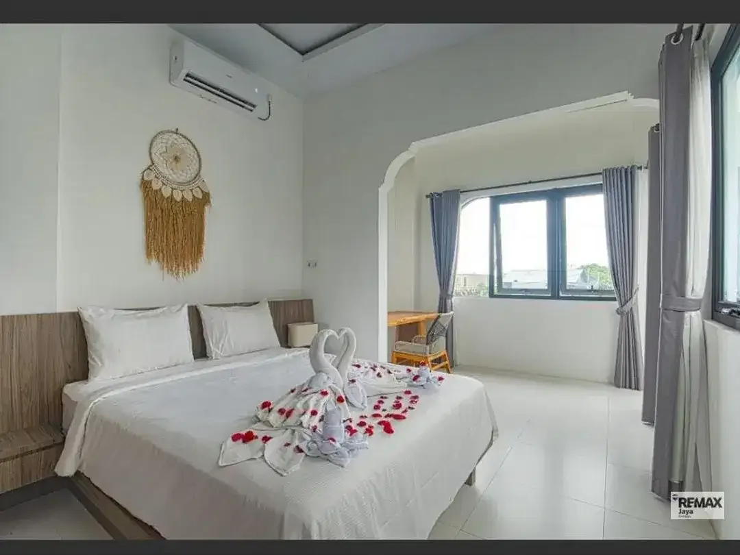 Elegant 3 Bedroom Villa For Rent In Pererenan Area - Image 3 of 10