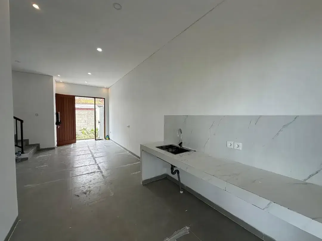 SARIDANA RESIDENCE 7 Unit Rumah Modern Tropis Jl Saridana Denpasar Utara - Image 7 of 10