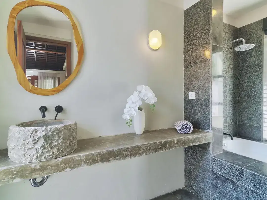 Freehold - Luxury Freehold Riverside Villa with Infinity Pool near Sanur, Bali - Image 7 of 10
