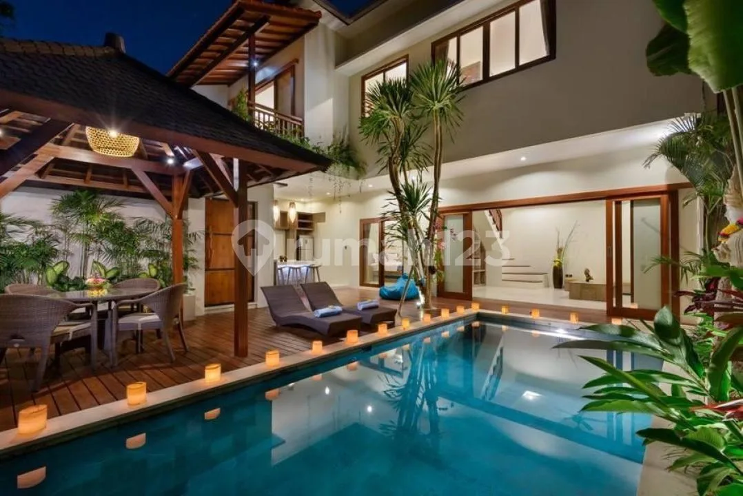 Freehold Villa Pererenan 3 Bedrooms 143MÂ² - Image 1 of 4