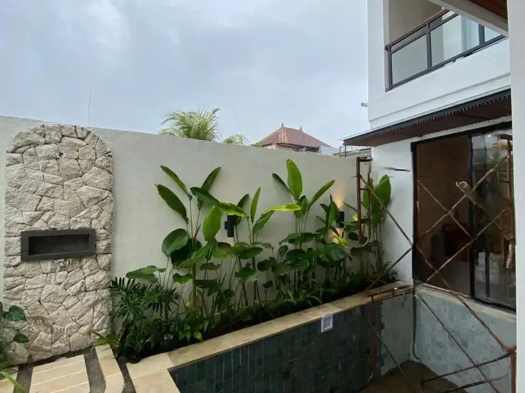 Villa Modern Tropical Harga Terjangkau Area Munggu Tabanan - Image 3 of 10