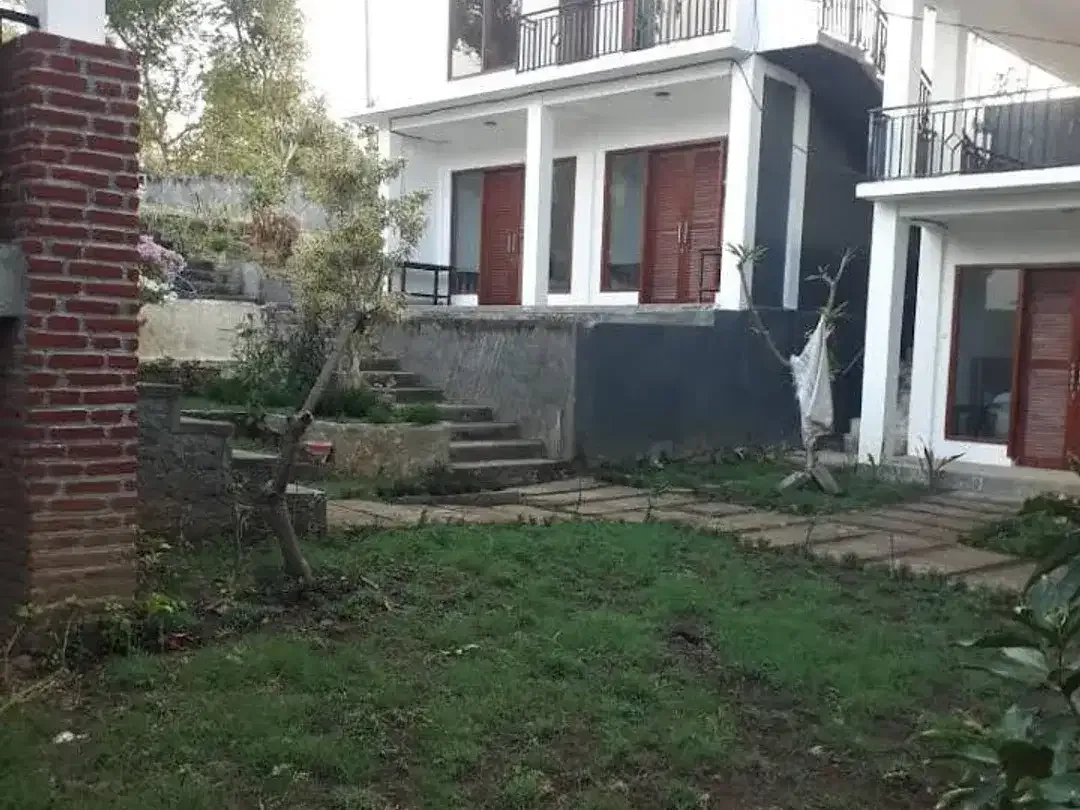 PENGINAPAN DIJUAL - 7BR - LOVINA, BULELENG - Image 2 of 6