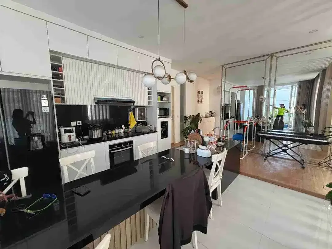 Dijual Rumah Premium 2 Lantai di Renon Denpasar – 4+1 KT, Kolam Renang, Fully Furnished - Image 3 of 9
