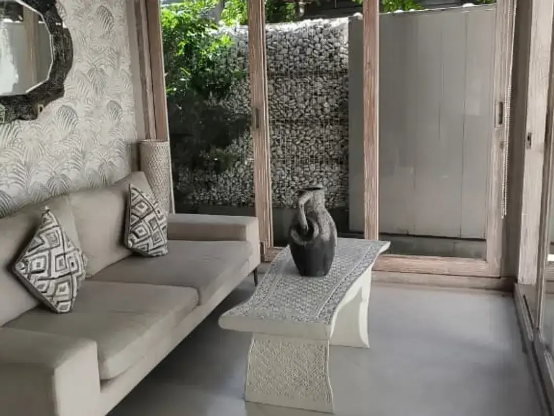 Dijual Villa 2 Kamar Tidur Di Area Kerobokan Badung - Image 5 of 10
