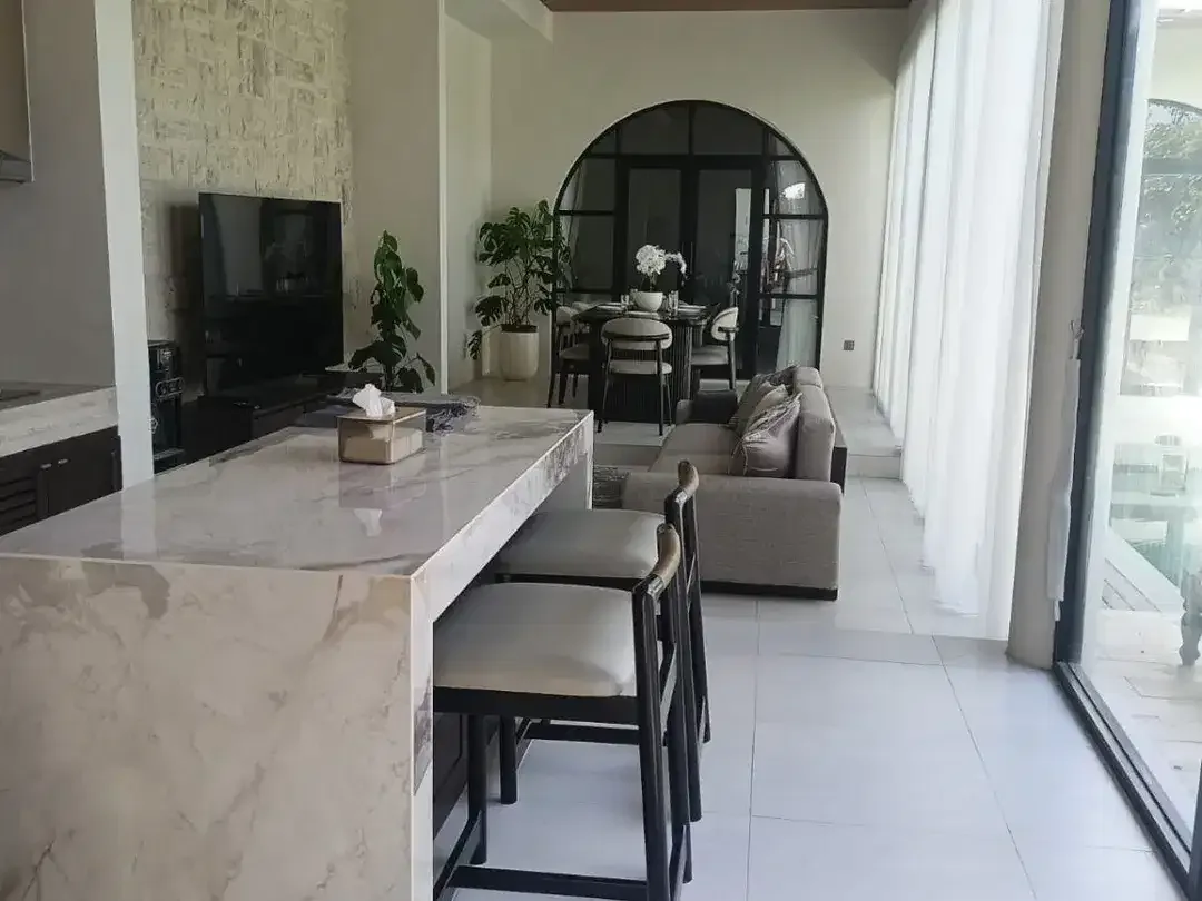 READY UNIT VILLA BARU 3 BR PRIVAT POOL KAWASAN PREMIUM DI JIMBARAN - Image 3 of 10
