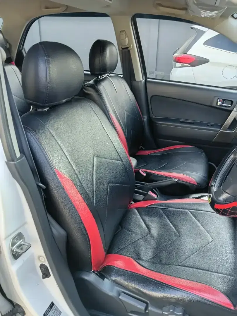 Toyota Rush 1.5 S TRD Matic 2014 Putih 1 Nama Odo 96 Rb - Image 10 of 10