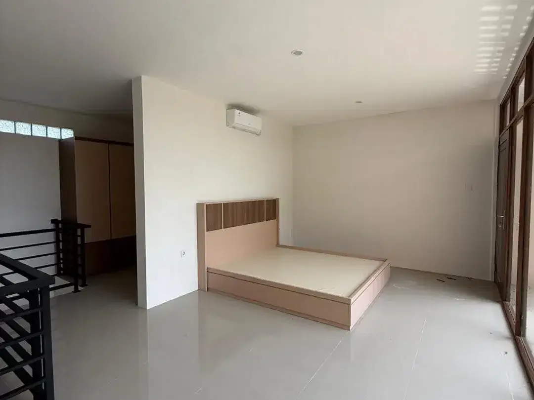 Ready to Operate Townhouse Complex for Sale in Umalas – 8 Loft Villas with Strong Rental Income - Image 4 of 10