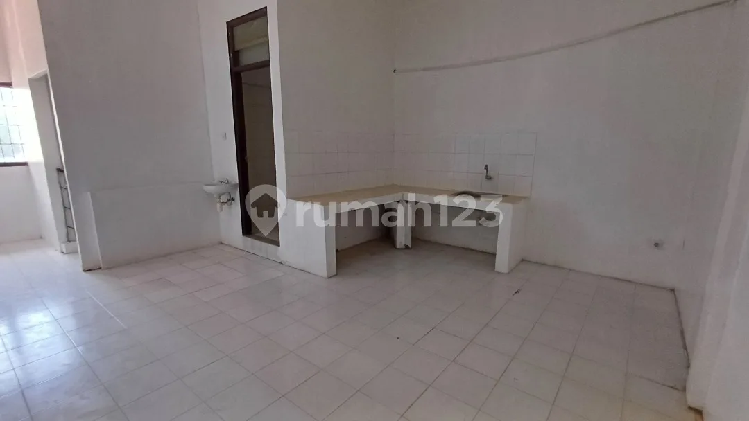 Shophouse for sale in Busy Area of ââMain Road Bypass Ngurah Rai, Tuban. Close to Ngurah Rai Airport - Image 2 of 4