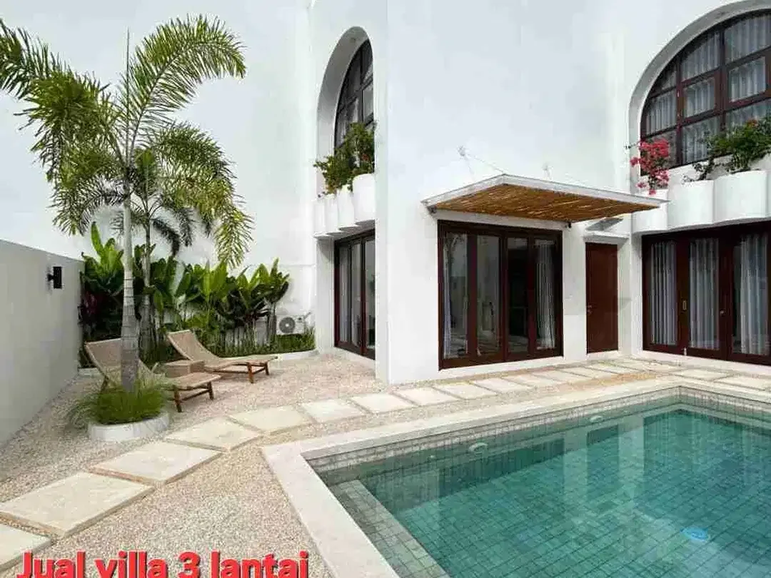 Jual VILLA 3 LANTAI, 2,5ARE view LAUT di Ungasan Kuta Selatan Badung Bali - Image 1 of 10