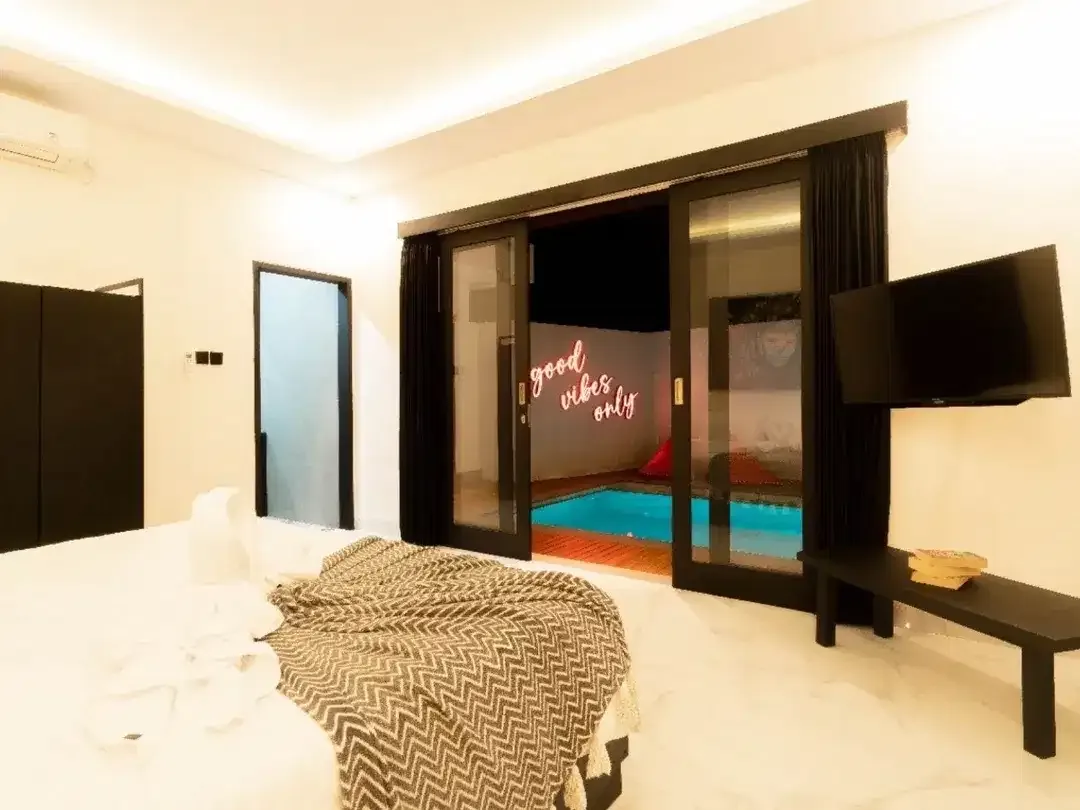 LEASEHOLD 26.5 Years IDR 4,2 Billion – Stylish Modern Villa in Umalas - Image 6 of 10