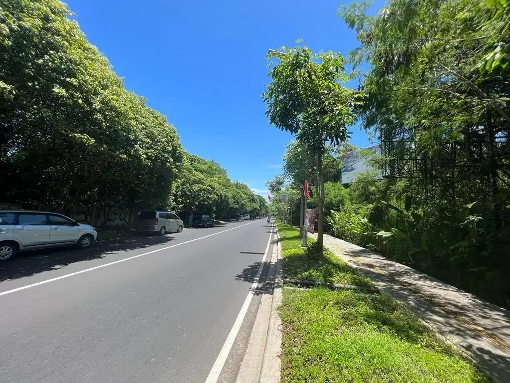 Dijual Tanah Premium di Jalan Utama Siligita Nusa Dua - Image 5 of 8