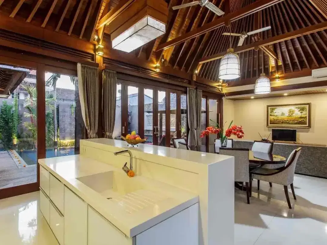Dijual Luxury Villa 1 Lantai - Jl. Tukad Badung Renon Denpasar Selatan - Image 3 of 6