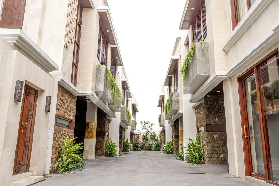 Villa 2 Floor in Denpasar near with Commercial Area - Image 1 of 4