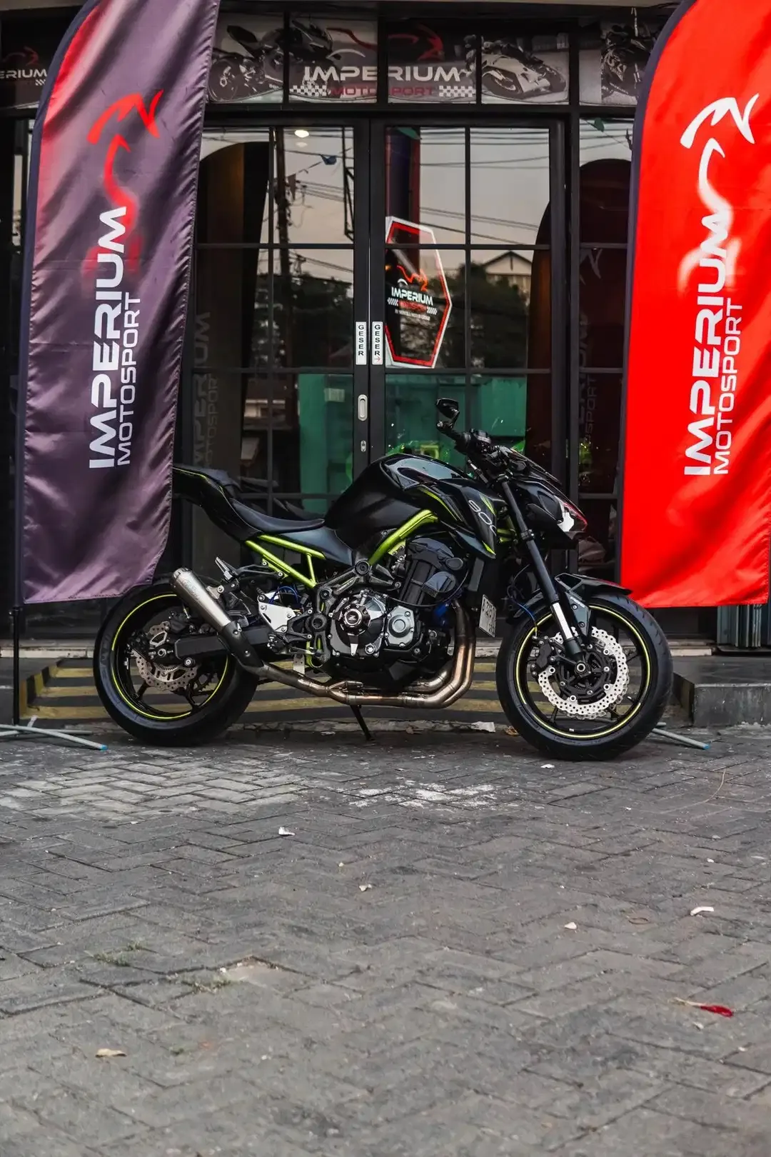 Z900 ARROW PRO RACE FULL SYSTEM - Image 1 of 10