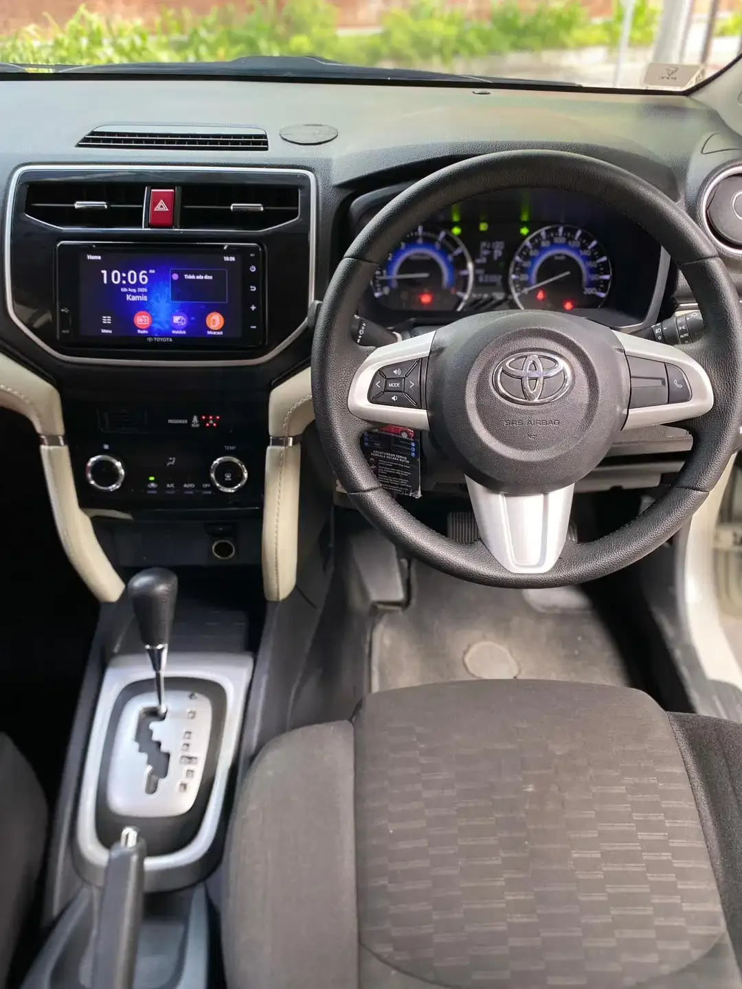 Rush TRD Sportivo 1.5 AT 2020 Matic - Image 4 of 10