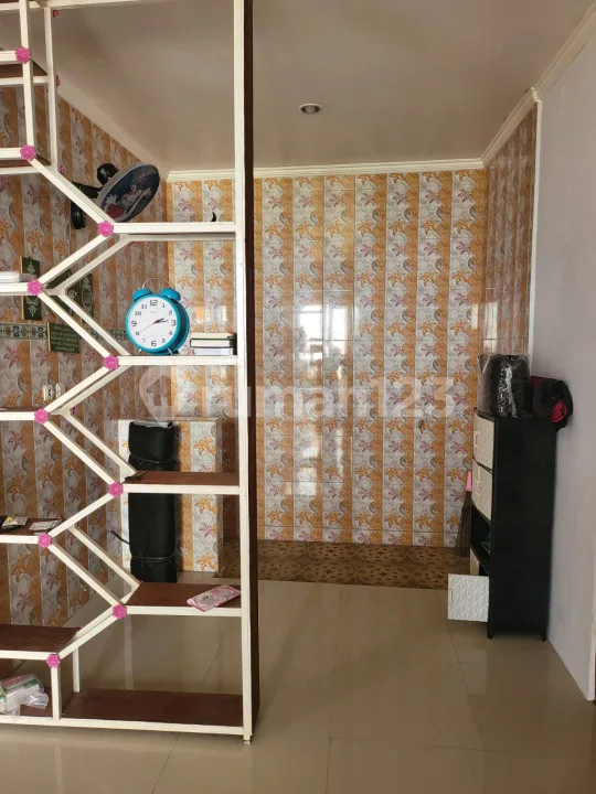 Disewakan Rumah 2 Lantai One Gate System di Tumbak Bayuh Munggu - Image 3 of 4
