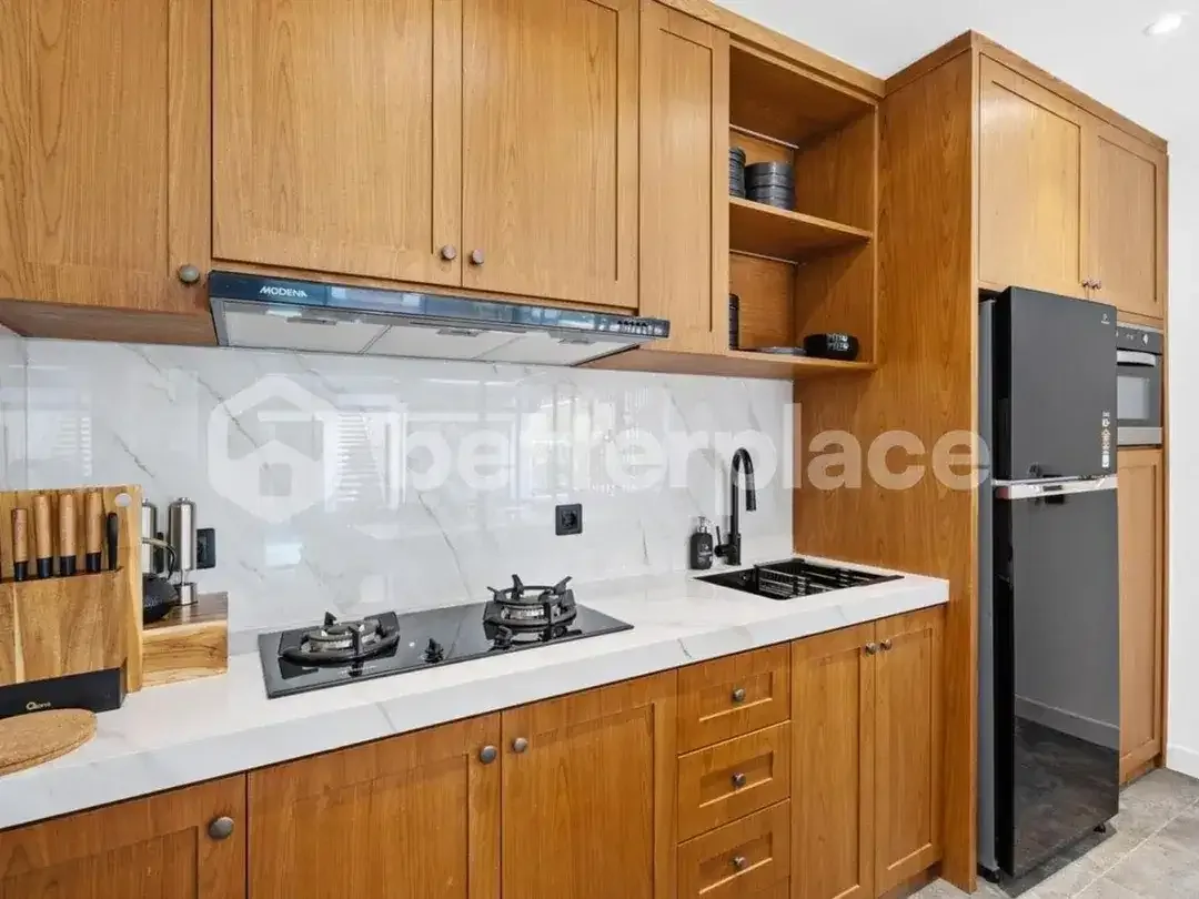 Luxury 4 Bedroom Villa in Canggu – 3 Minutes to Batu Bolong Beach | Prime Investment Opportunity - Image 8 of 10