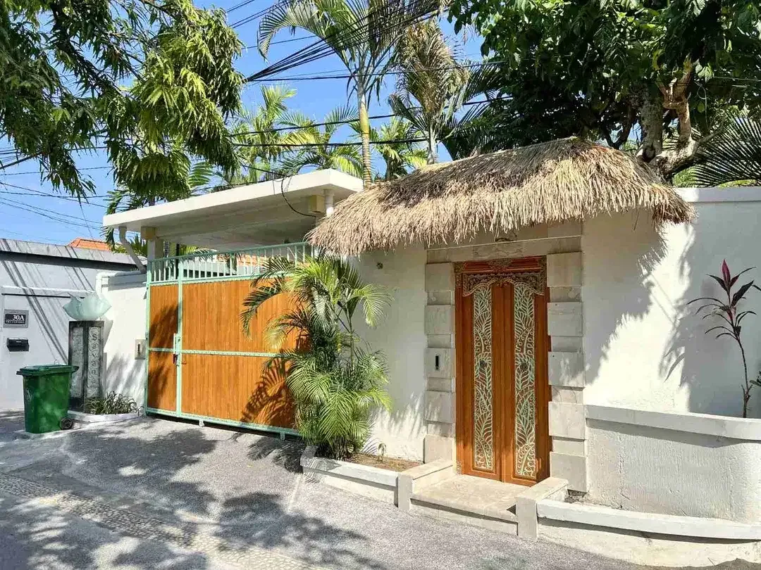 villa beachside jalan pungutan sanur bali - Image 10 of 10