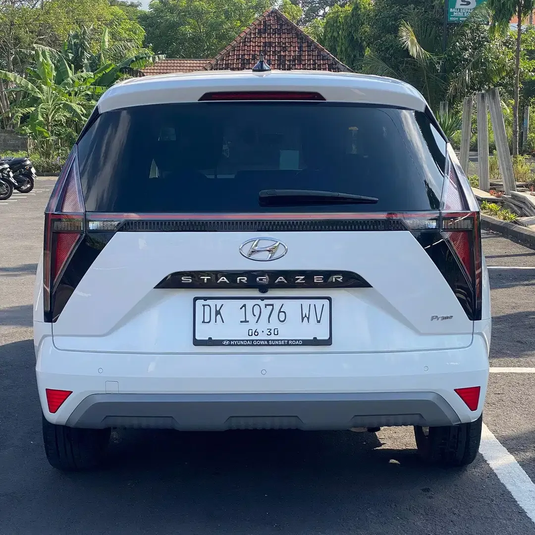 Hyundai Stargazer Prime 1.5 AT - 2022 - Image 5 of 9