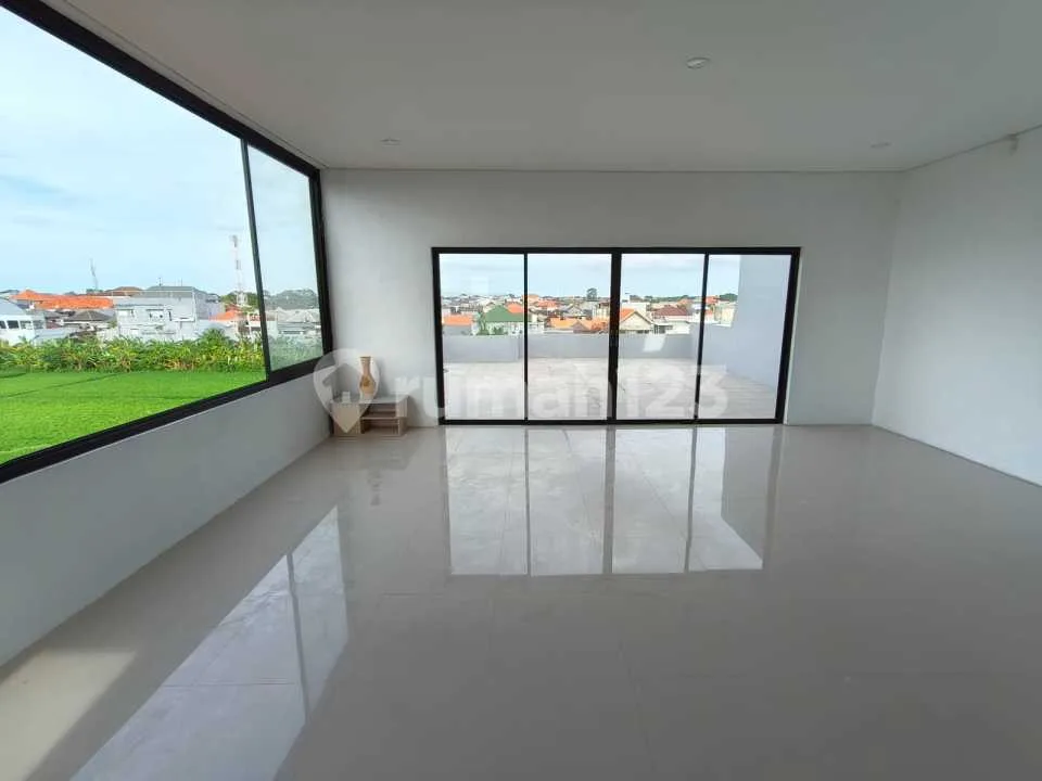 Disewakan Rumah Siap Huni View Sawah Dekat Tol Bali Mandira dan Sanur - Image 4 of 4