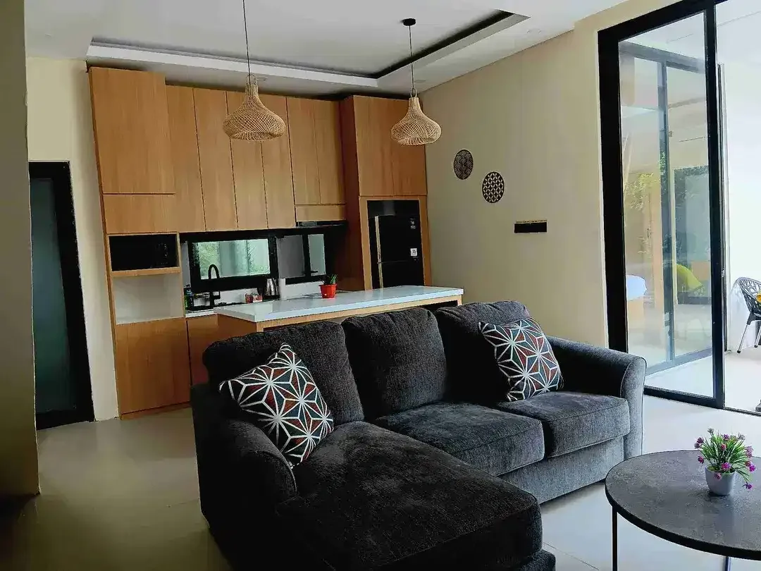 Beachside Sanur Villa 2 Floors - Image 8 of 10