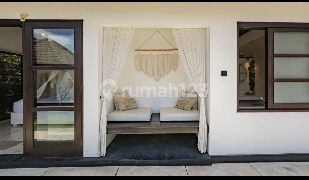 Beautiful Modern Classic Villla At Seminyak - Image 2 of 4